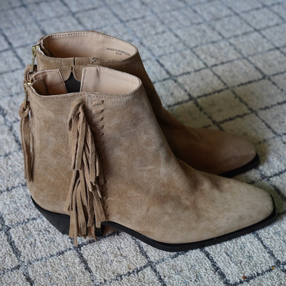 *Brand New* AllSaints Lenora boot. NWT women’s size 9